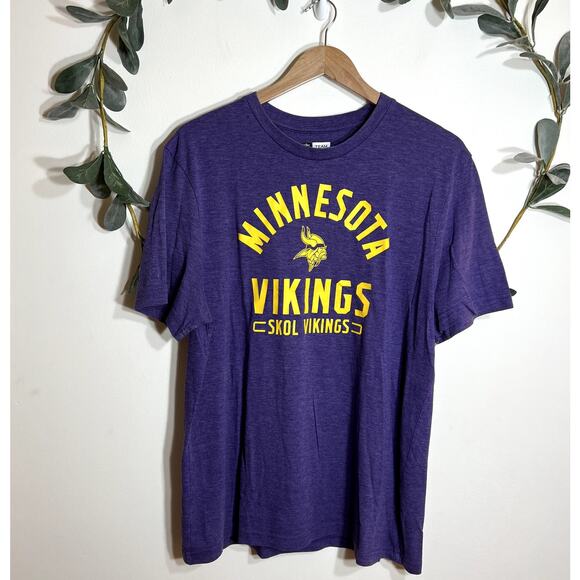 Minnesota Vikings Purple Tshirt - Picture 1 of 4